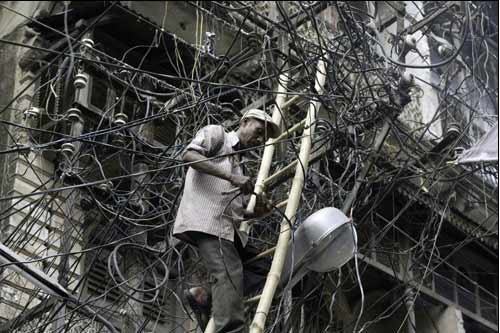 India-Tangled-Wires